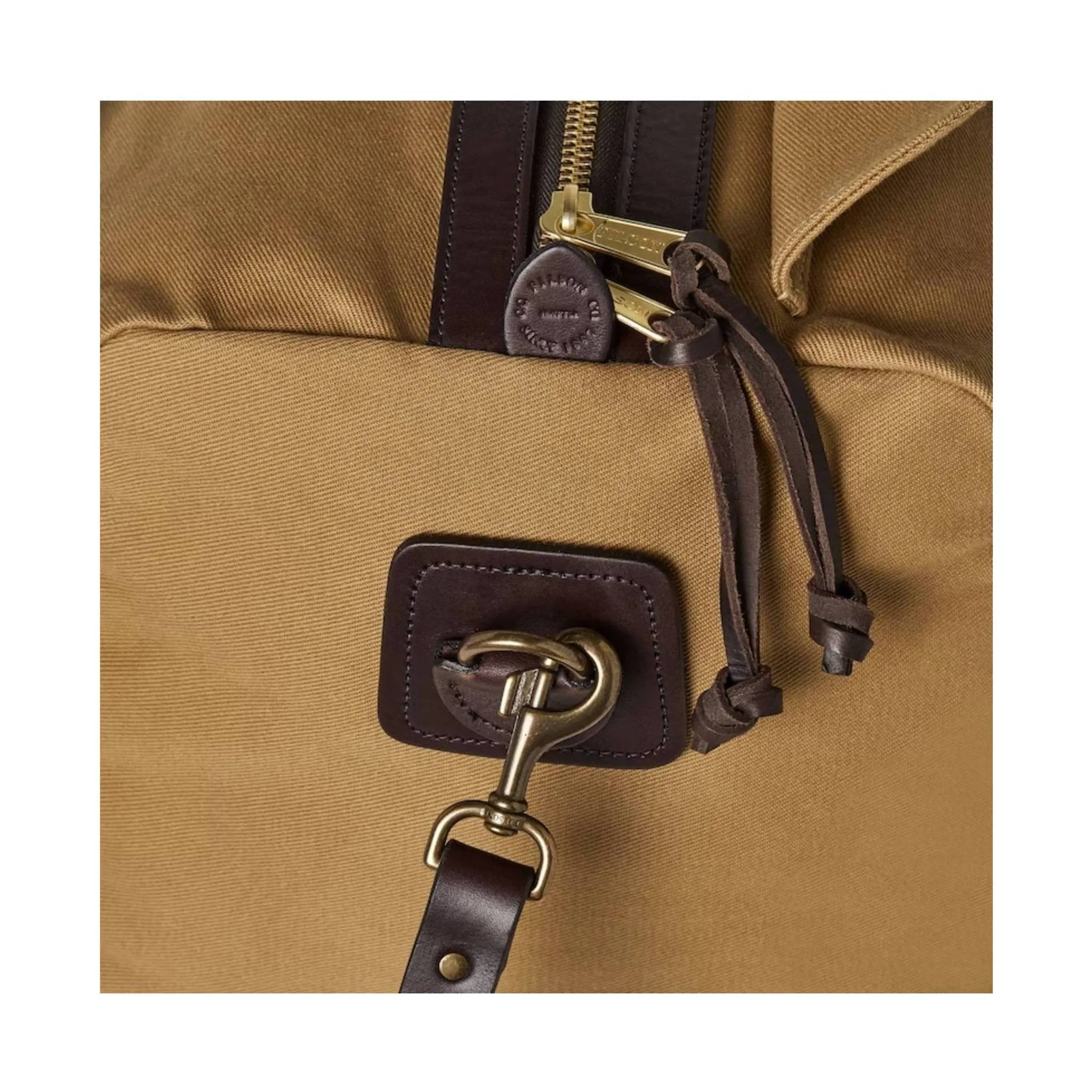 Filson Medium Duffle Bag - Tan